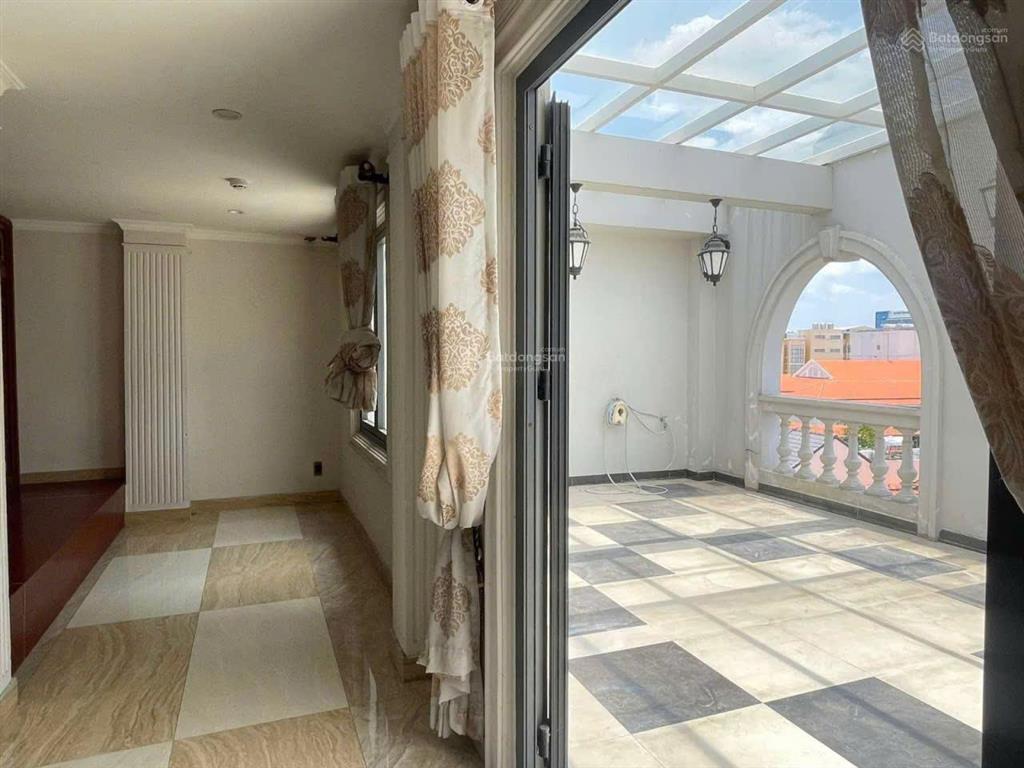 Bán tòa nhà sư vạn hạnh 10,5x21 hầm+7 tầng thang máy giá bán chỉ 70,5 tỉ