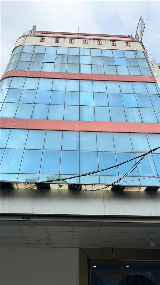 Bán tòa nhà chdv ngay metro trường chinh 8x20m, 5 tầng cho thuê 125tr/tháng chỉ 24,9 tỷ