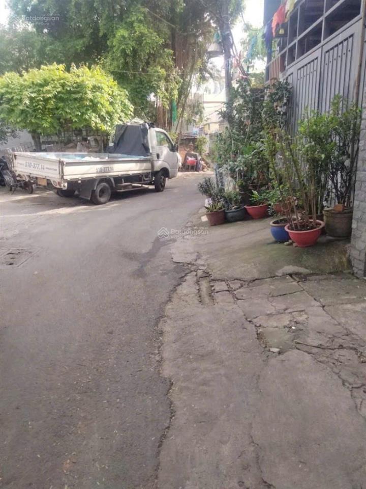 Chỉ nhỉnh 50 triệu/m2  dt 170m2  gần mặt tiền đường tam châu  thích hợp đầu tư