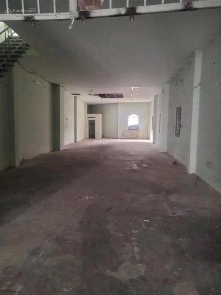 Chỉ nhỉnh 50 triệu/m2  dt 170m2  gần mặt tiền đường tam châu  thích hợp đầu tư