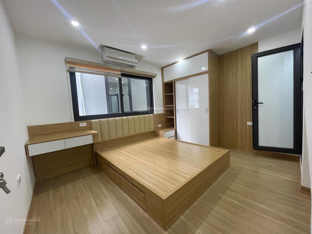 Bán nhà khâm thiên dt 50m2 4t 3m mt tt đống đa, xung quanh nhiều tiện ích giá 7,6tỷ