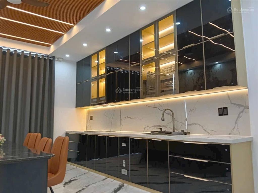 Siêu phẩm nhà đẹp có thang máy hxh phạm văn chiêu, p16 gò vấp