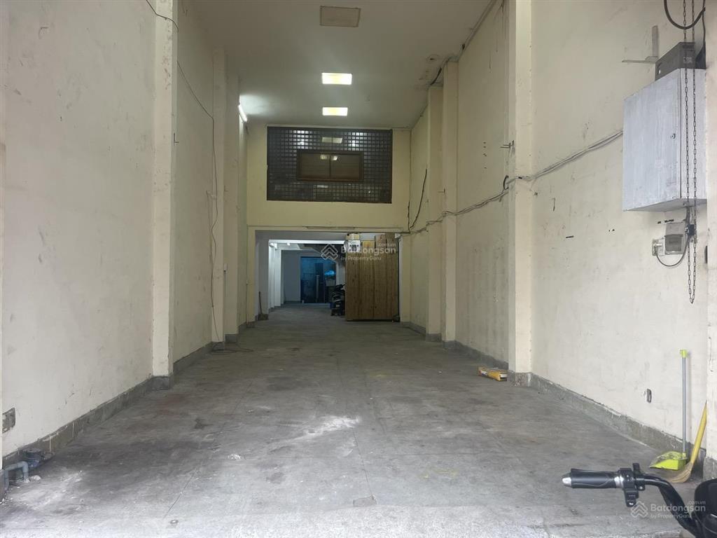 Giá rẻ bất ngờ, chính chủ cho thuê mặt bằng mt đường lớn 40m lý thường kiệt,tb,ưu tiên hđ dài hạn