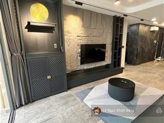 Chủ chuyển ra bắc cần bán gấp căn hộ the gold view, q4 2pn2wc, 65m2 chỉ với 2,15 tỷ.