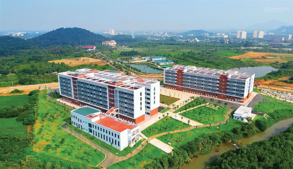 Cho thuê phòng trọ sv đối diện cổng đh fpt hà nội. gần đhqghn hoà lạc. giá 2tr/ph, đầy đủ thiết bị