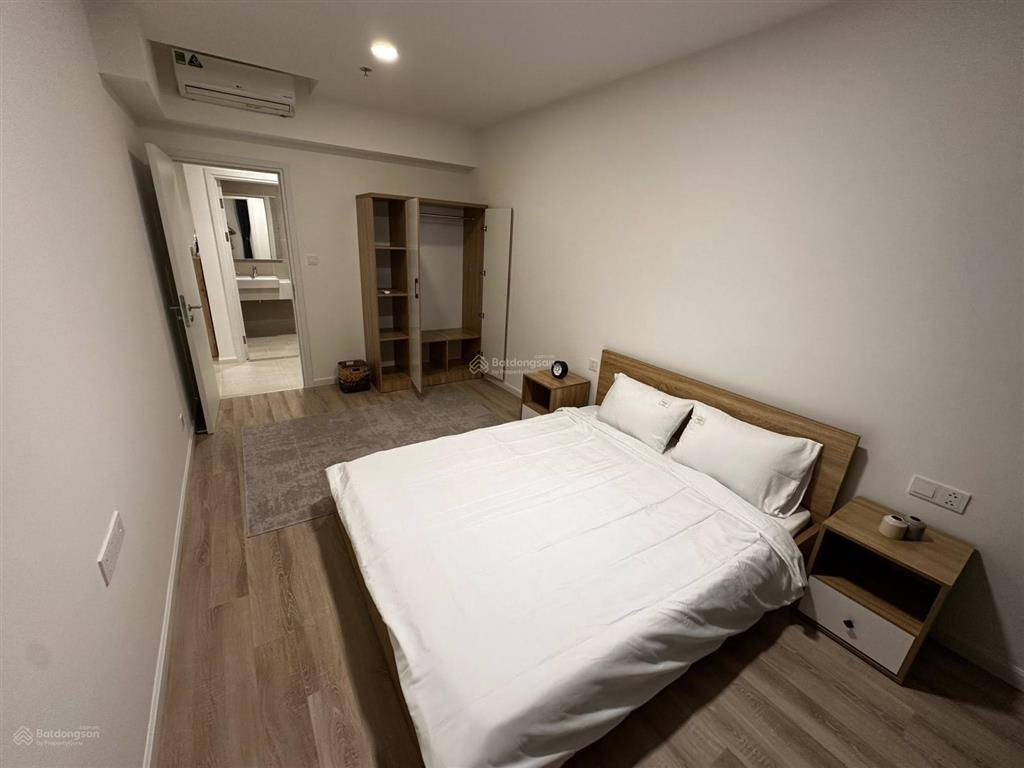 Chính chủ cần tiền bán chung cư homyland 2pn 2wc 68m2 giá chỉ 2 tỷ 950 tại quận 2