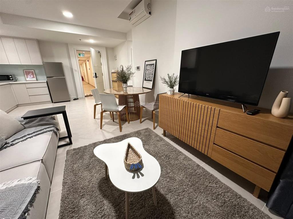 Chính chủ cần tiền bán chung cư homyland 2pn 2wc 68m2 giá chỉ 2 tỷ 950 tại quận 2