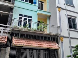 Bán nhà riêng chính chủ , liền kề 4 lộc ninh