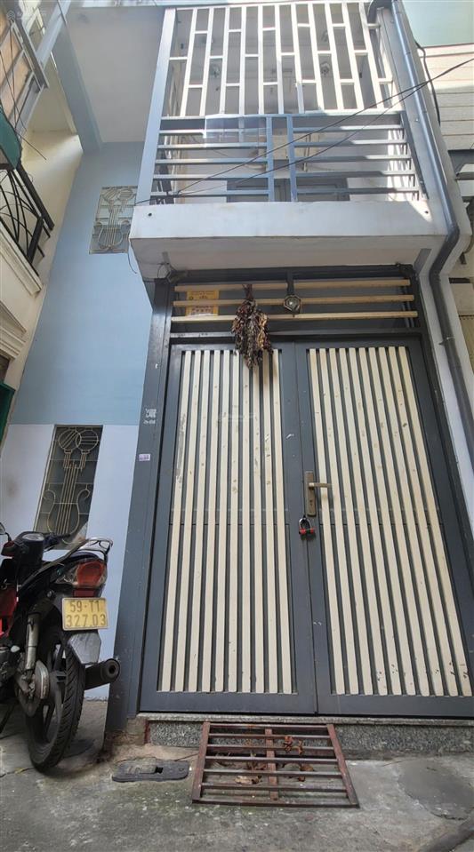 Q1, ngay bộ công an, cách 2 căn ra hẻm xe hơi, 70m ra mt trần hưng đạo, kqh, 2 tầng, 27.5m2, 5 tỷ 3