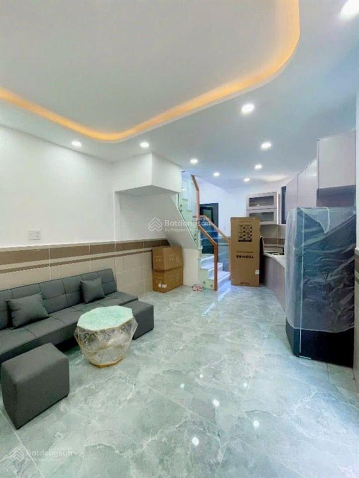 Q4, bến vân đồn, nhà mới ở ngay, full nội thất  kqh  shr  7m5 x 4m  2 tầng xhỉ 3 tỷ 790