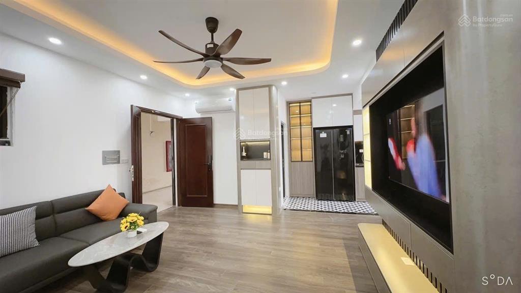 Bán căn hộ chung cư 81m2 tại nơ1 pháp vânhoàng mai ngay gần bến xe nước ngầm chỉ 4.x tỷ