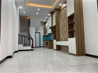 Chính chủ cần sang tên nhanh căn nhà mới xây độc lập 35m2 5 tầng nhỉnh 4 tỷ quỳnh đôthanh trì