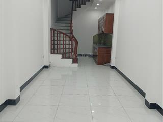 Nhà mới tả thanh oai 36m x 4 tầng ô tô đỗ cửa ngõ thông cách đường chính 15m