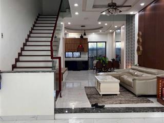Cho thuê nhà nguyên căn 3 tầng kđt hà quang 1  có 3pn 4wc thiết kế hiện đại đầy đủ nội thất