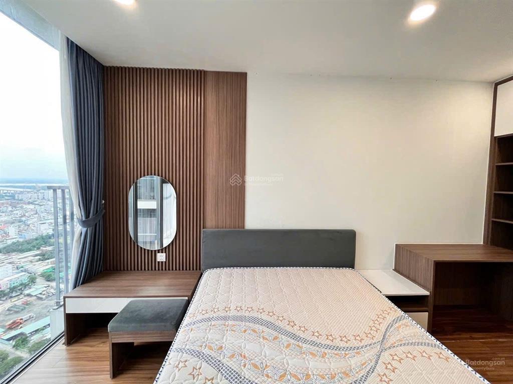 Giữa quận 7 xa hoa tồn tại 1 căn hộ đang ngộp bank cần chủ mới 2t450 shr sở hữu ngay