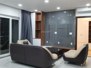 Gia đình bán căn góc cc carillon hoàng hoa thám q.tb. dt 100m2 3p 2wc. sh. giá 5,5tỷ.  0703 608 ***