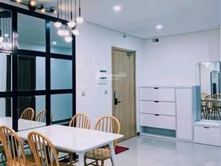 Chính chủ cần bán căn hộ chung cư summer square 61m2, 2pn  2wc, giá 2 tỷ 45