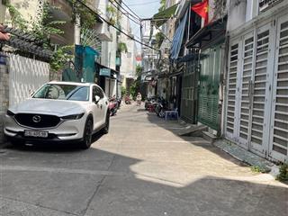Rất cần bán! nhà đẹp ở ngay huỳnh văn bánh hẻm xe hơi nở hậu tài lộc 54mx3tầng, ngang lớn gần 5m
