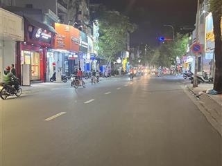 Cần bán gấp! nhà đẹp lê văn sỹ  phú nhuận  hẻm xe hơi tới nhà dòng tiền lên đến 200tr/năm