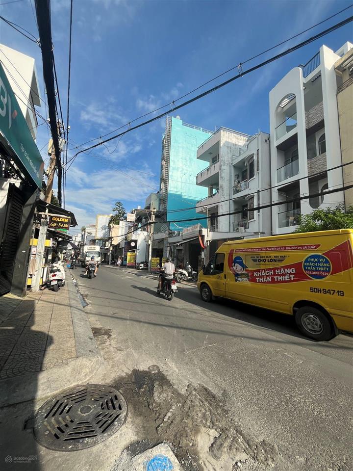 Nhà 4 tầng oto đỗ cửa sát phan xích long ~4*10 chỉ hơn 7 tỷ