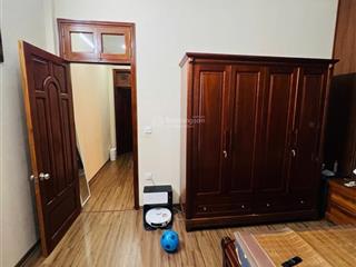 Phố hào nam, dt 45m2 5t mt 4.6m giá 13.3 tỷ