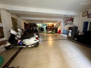 Khu vip  hiếm nhà bán  vị trí trung tâm, khu số 8 láng hạ  đường 2 ôtô tránh nhau, dân trí cao