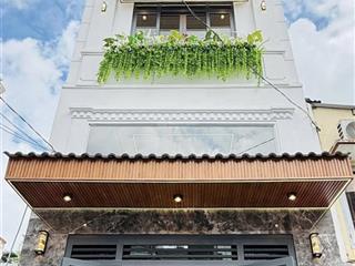 Chính chủ cần tiền bán gấp nhà đường lê đức thọ, gò vấp. giá 2tỷ890/65,2m2. gần công viên văn hoá.