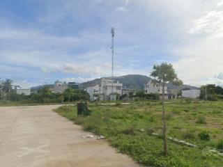 Bán đất tại đường cao đăng chiếm, nhị mỹ, cai lậy, tiền giang, giá siêu hời 2 tỷ , 150m2.