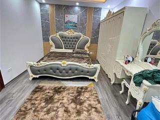 Bán nhà mễ trì  5 tầng  nở hậu  7x tỉ