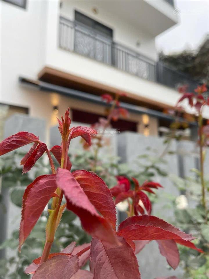 Bán biệt thự víp foresa nam từ liêm, ở luôn 150m2 4 tầng, mặt tiền 10m