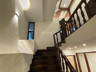 Bán biệt thự vip nhất mỹ đình, lô góc, 176m2, 5 tầng, mặt tiền 15m, nhỉnh 120 tỷ