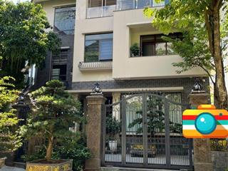 Bán biệt thự siêu víp , lô góc đẹp nhất kđt bắc hà , trung văn 250m 4 tầng , mặt tiền 22m.