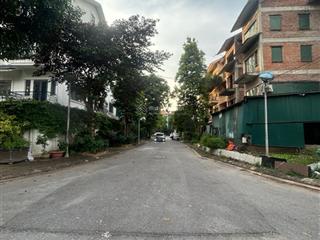 Bán lk kđt tasco  foresa, nam từ liêm.90m 4 tầng, mặt tiền 6m. gí 20 tỷ.