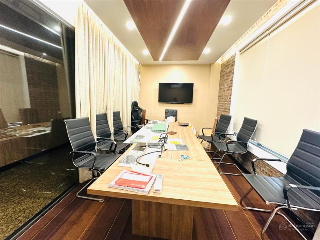 Bán gấp lk, thanh xuân. lô góc 160m 5 tầng 1 hầm, mt 15m. kinh doanh, vp , hơn 41 tỷ