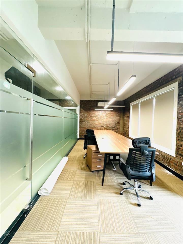 Bán gấp lk, thanh xuân. lô góc 160m 5 tầng 1 hầm, mt 15m. kinh doanh, vp , hơn 41 tỷ