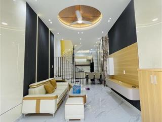 Bán nhà 34m2 tại p16gv , hxh , tặng full nội thất, sát khu cityland sầm uất chỉ 4,x tỷ