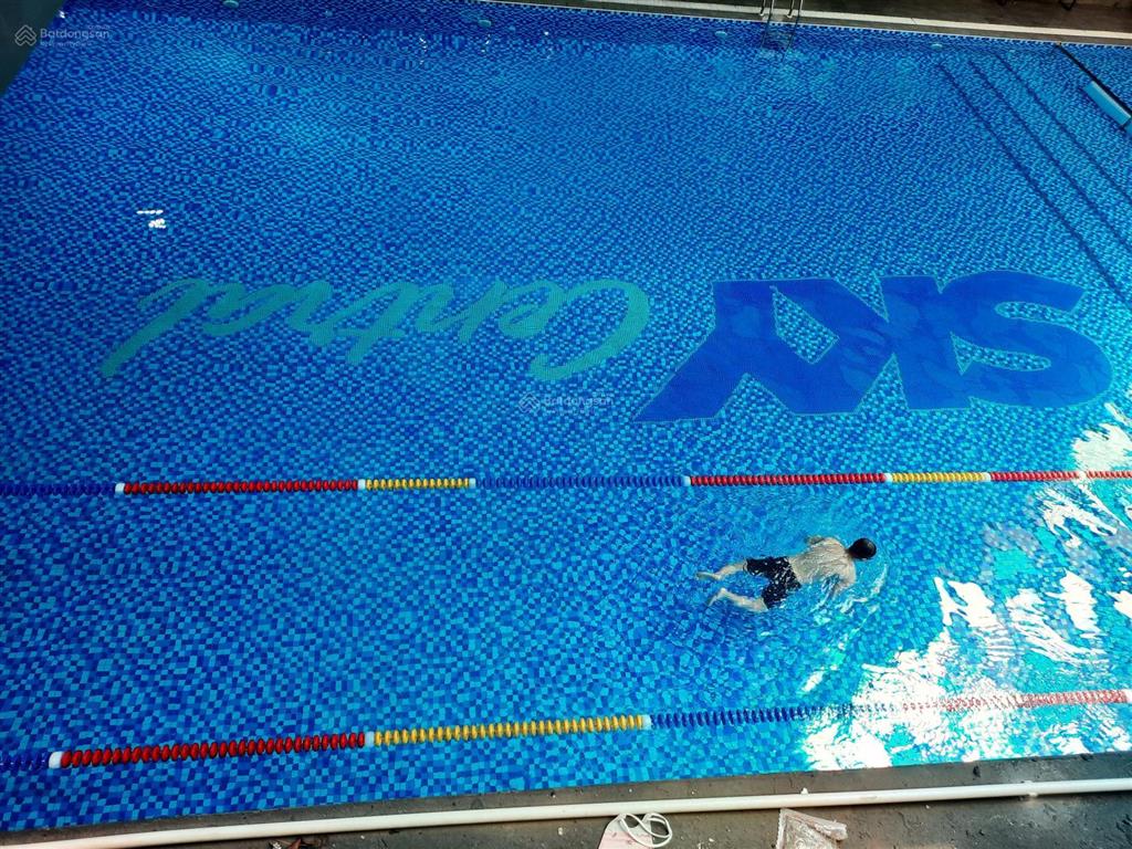 Bán chung cư 176 định công, 65m2 2 phòng ngủ 2 vệ sinh, đủ đồ, sân chơi, bể bơi, giá 6 tỷ 900