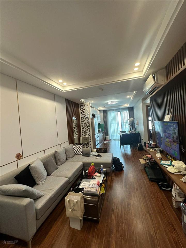 Bán chung cư sky central, định công, hoàng mai, 71m2, 2pn, 2 vs nội thất đẹp, giá 6 tỷ 900