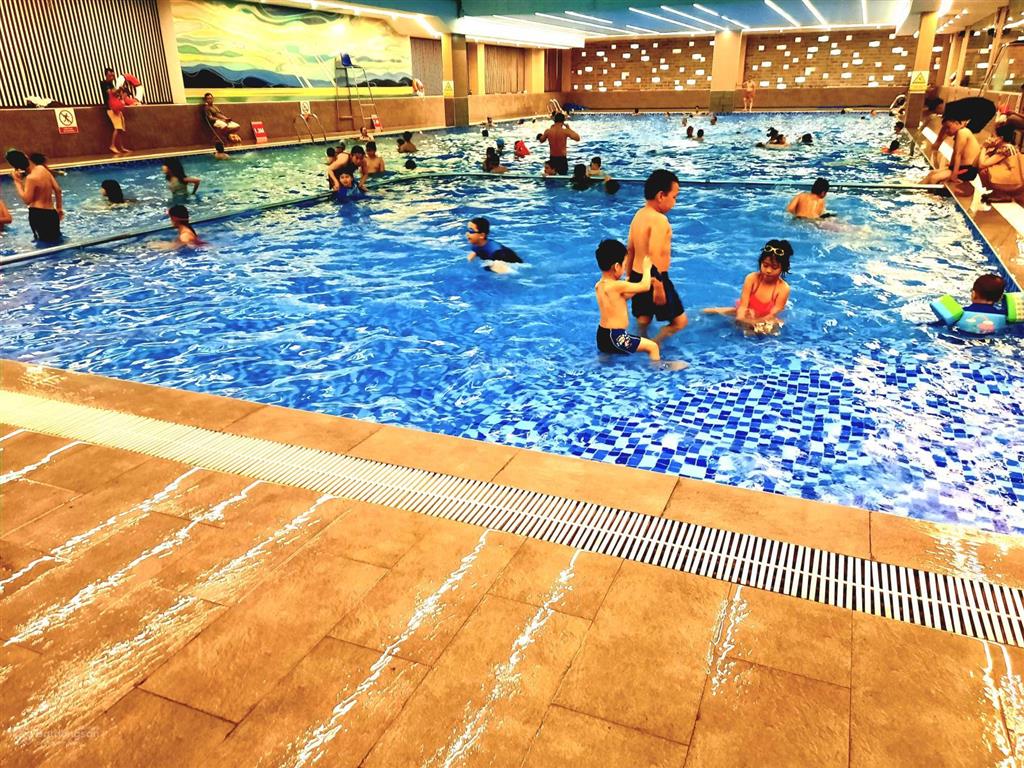 Bán căn hộ 176 định công, phương liệt 90m2, 3 ngủ 2 vs, sân chơi, bể bơi, giá 8 tỷ 800