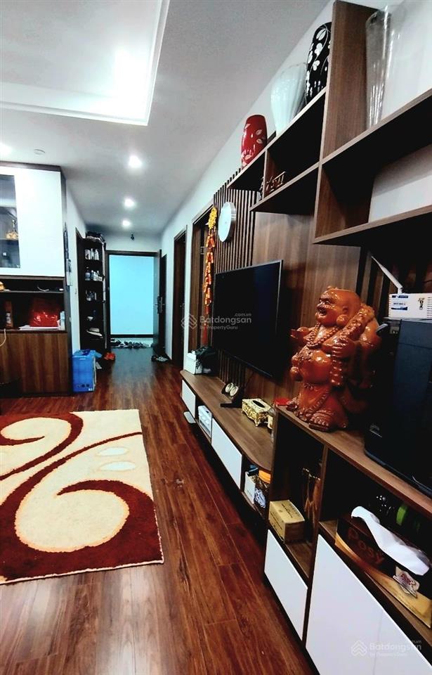 Bán căn hộ 176 định công, phương liệt 90m2, 3 ngủ 2 vs, sân chơi, bể bơi, giá 8 tỷ 800