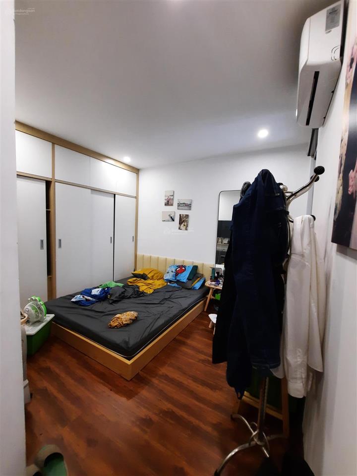 Bán căn hộ 2ngu 2vs 68m2 skycentral, định công, phương liệt, nội thất đẹp, giá 6 tỷ 950