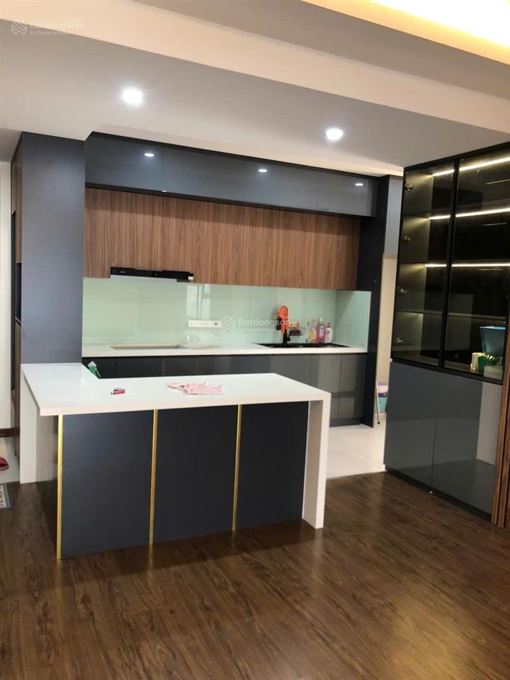 Bán chung cư skycentral 176 định công, phương liệt 92m2, 3 ngủ 2 vs, sân chơi, bể bơi, 8 tỷ 800