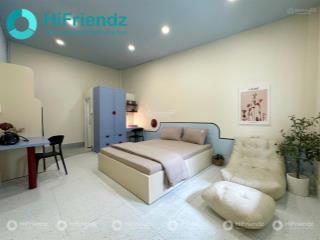 Cho thuê căn hộ dịch vụ full nội thất ngay ngã tư thủ đức