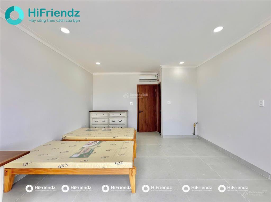 Cho thuê căn hộ dịch vụ gần ngã tư thủ đức