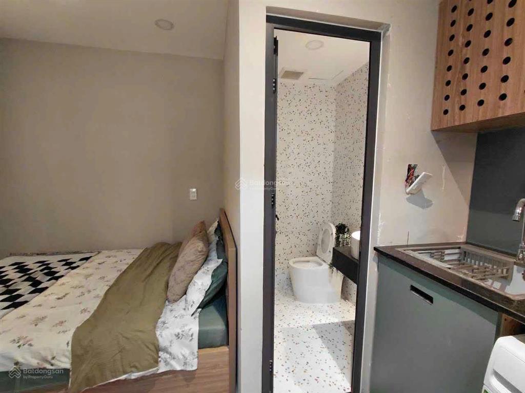 Phòng trọ 30m2 full nội thất,cửa sổ,máy giặt riêng, máy hút mùi tại phú nhuận, gần bình thạnh,q1,q3