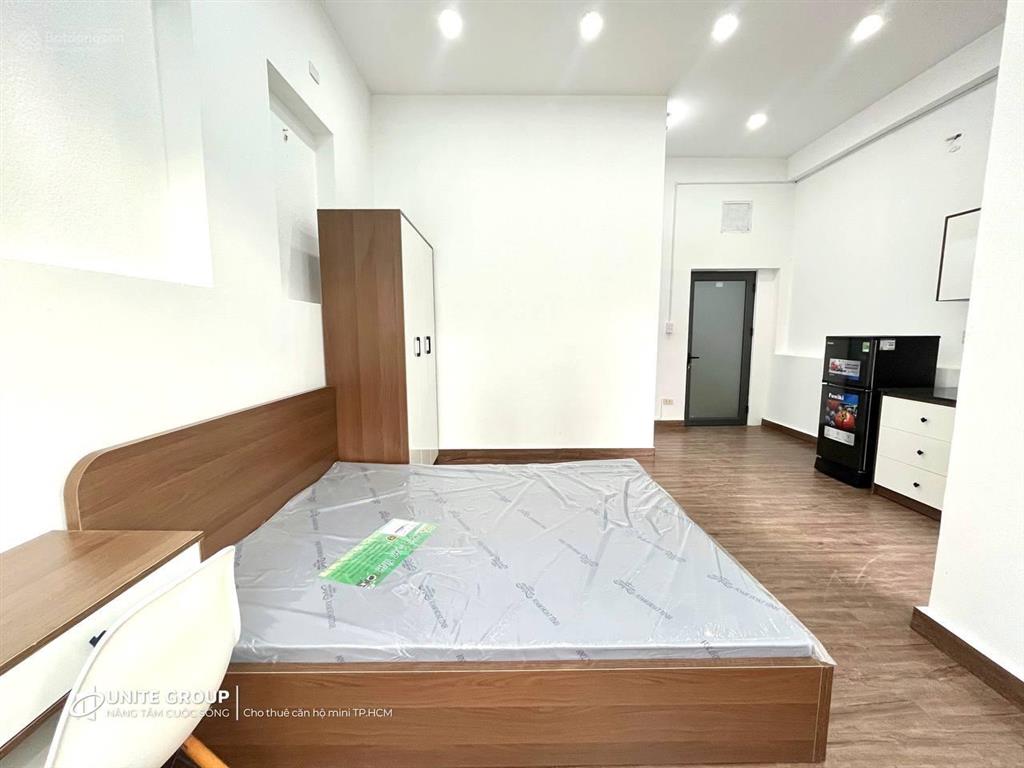 Cho thuê phòng trọ rộng 35m2, ban công, cửa sổ trời gần đh văn lang, hẻm xe hơi, full nội thất