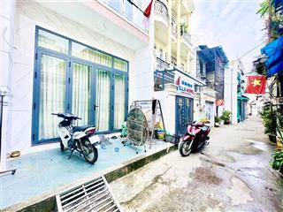 Bán nhà trung tâm gò vấp 80m2 + ngang 4.5m x 18m + có pn trệt  hẻm sạch sẽ  chỉ hơn 5tỷ