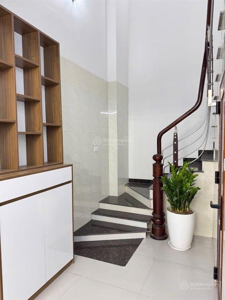 Bán nhà lê trọng tấn dương nội hà đông, diện tích 39m2 | ô tô đỗ cổng | giá 5tỷ200