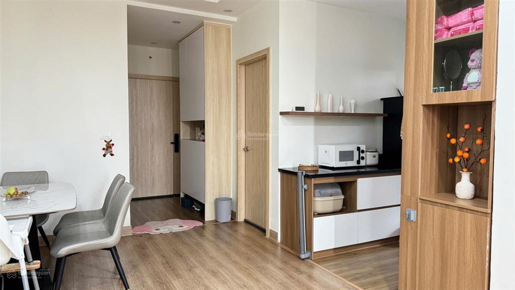 Bán ch tại lucky house, 3,3 tỷ, 70m2, nội thất đẹp.  0869 594 *** (y ảnh)