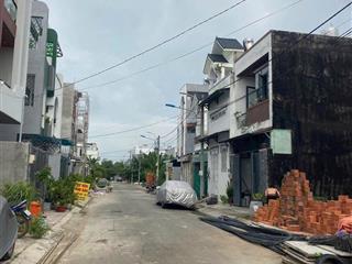 Cần tuyển hàng xóm
nắm chủ 2 căn nhà  e11,d37 đặng gia phát
